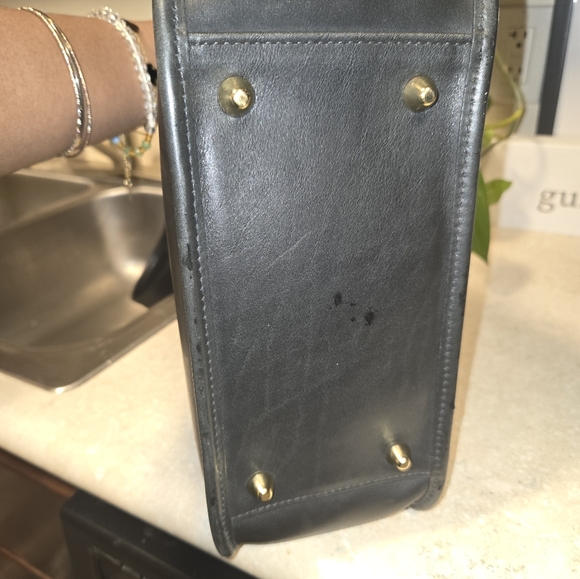 Black Leather COACH bag - Picture 4 of 4